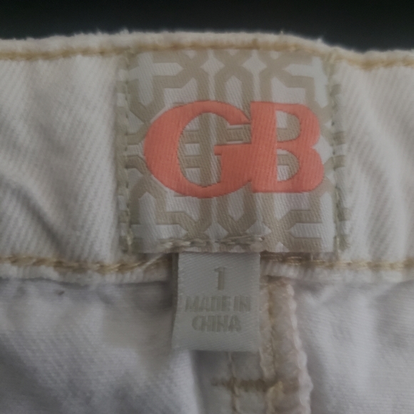 White distressed jean shorts - Picture 2 of 16